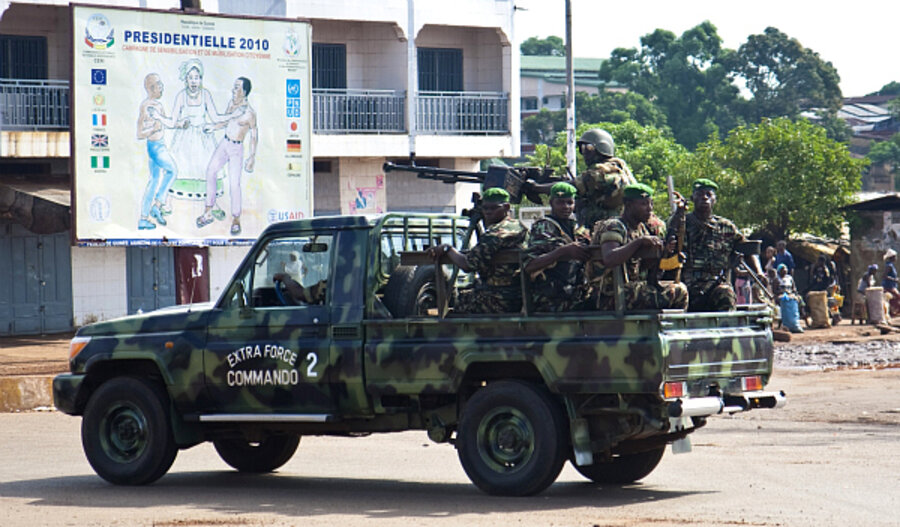 In Guinea, opposition leader Conde's win is challenged - CSMonitor.com