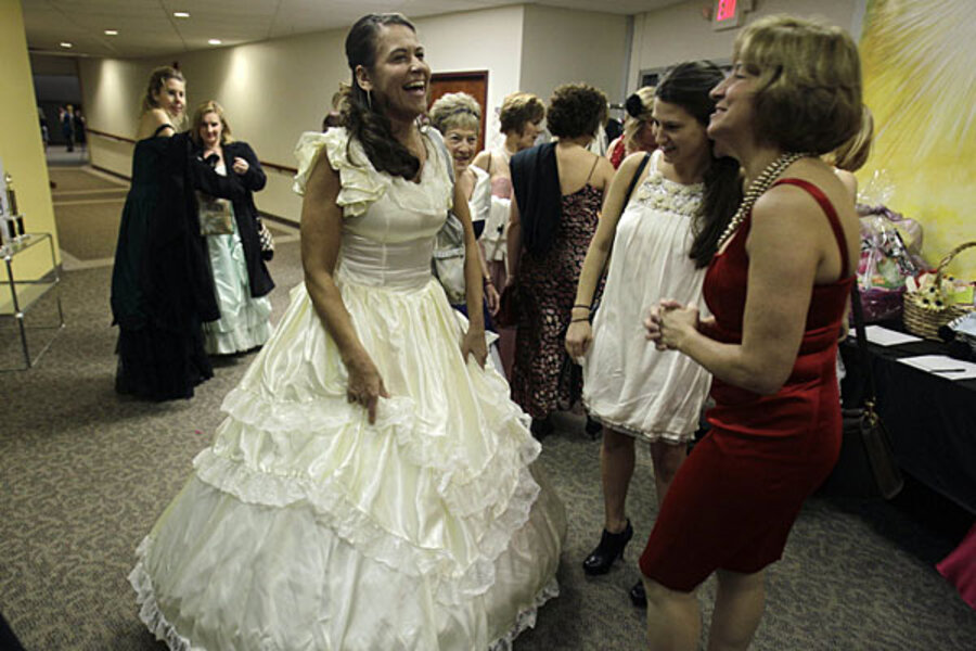 Mom Prom fundraising concept starts to gain steam - CSMonitor.com