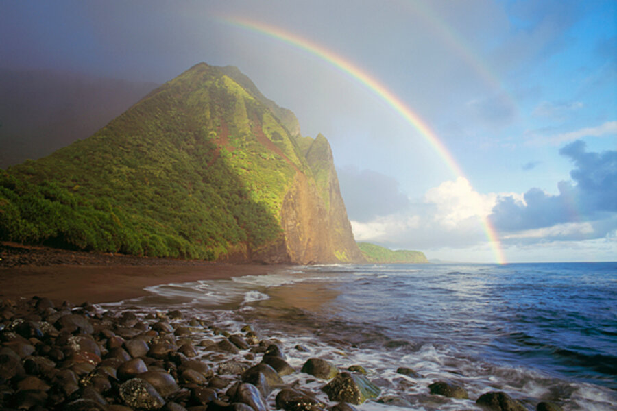 Hawaii tops list of happiest US states 