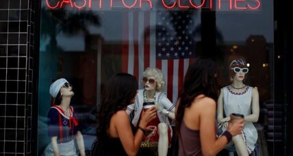 Designer clothes at consignment store prices? Five shopping tips.