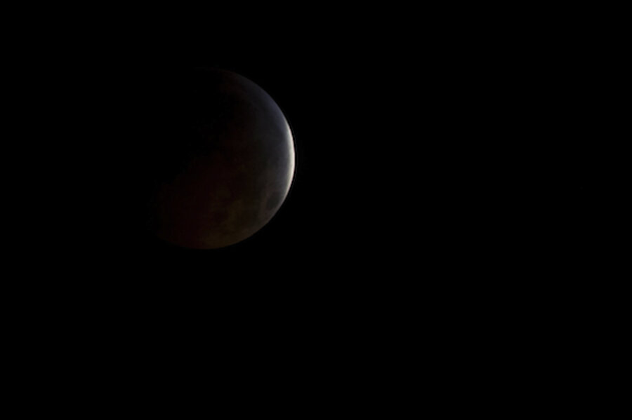 How to watch the lunar eclipse right now on YouTube - CSMonitor.com