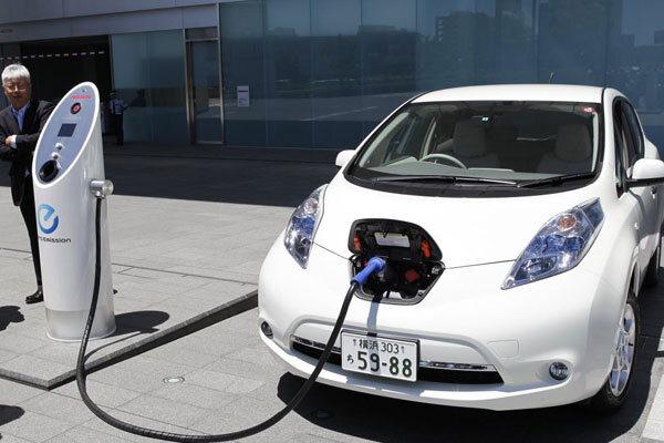 Electric cars get a closer look in Japan after nuclear crisis ...