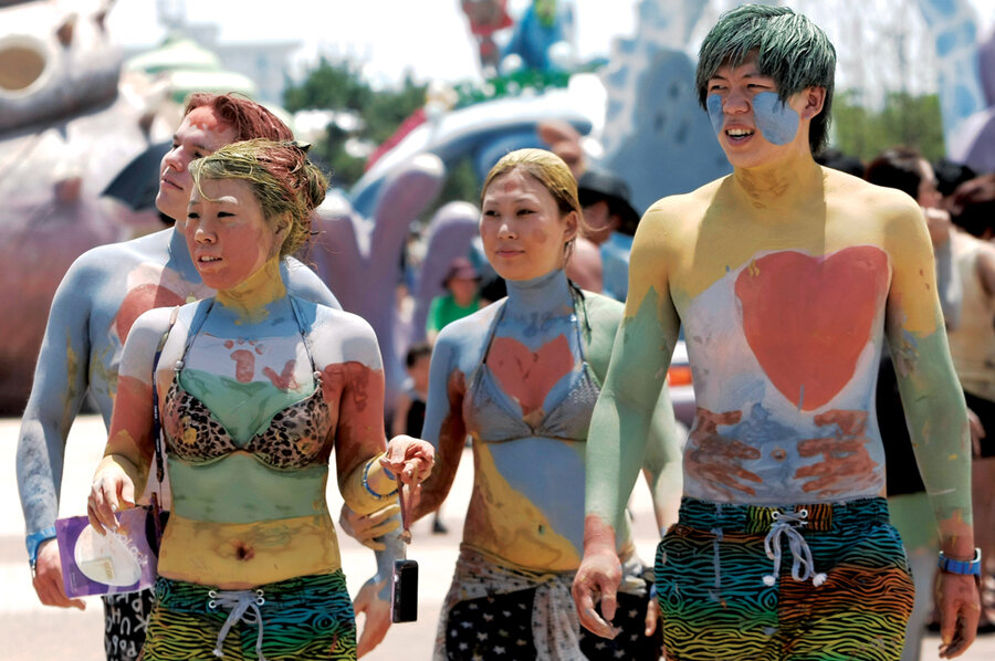 In South Korea, mud season is a cause for celebration 