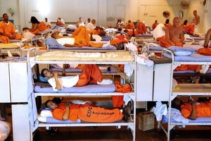 Four Ways To Relieve Overcrowded Prisons - CSMonitor.com